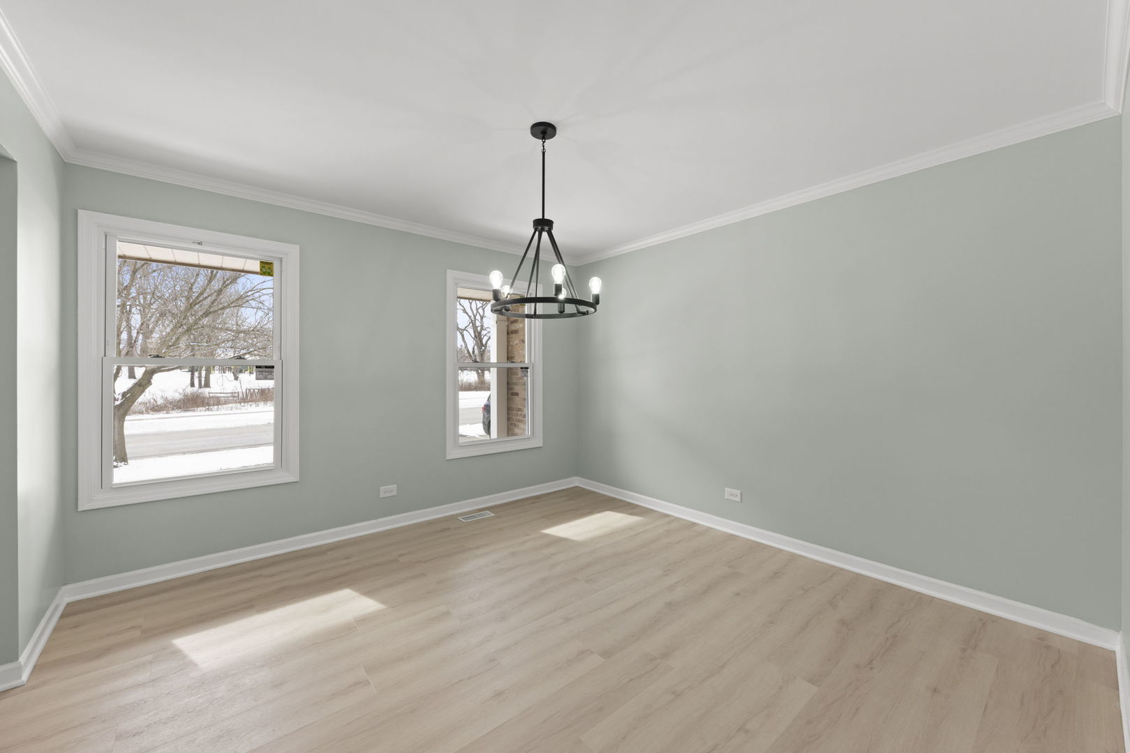 137 West Bailey Road Naperville, IL 60565 - Photo 3 of 24