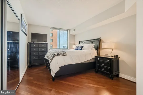 $2,300 | 414 Water Street, Unit 2302, Baltimore, MD 21202