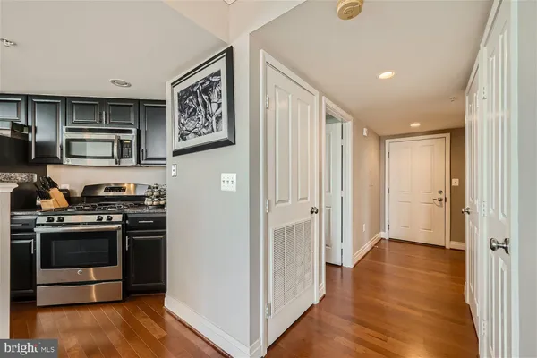 $2,300 | 414 Water Street, Unit 2302, Baltimore, MD 21202