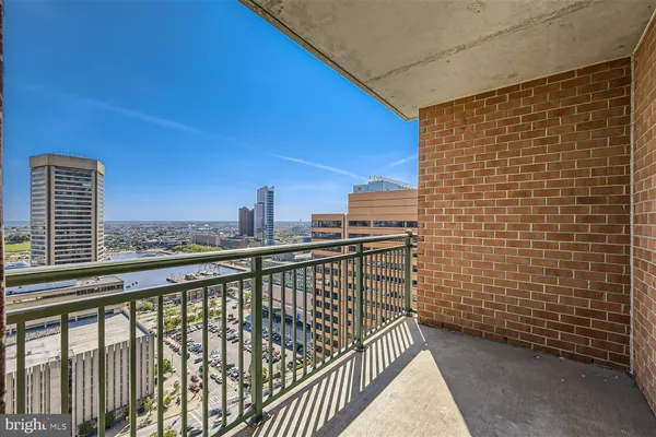 $2,300 | 414 Water Street, Unit 2302, Baltimore, MD 21202