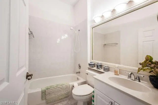 $730,000 | 23110 Oakglen Lane, Estero, FL 34135