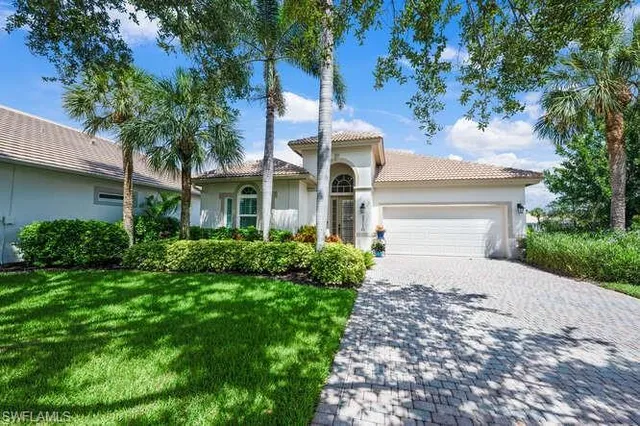 $730,000 | 23110 Oakglen Lane, Estero, FL 34135