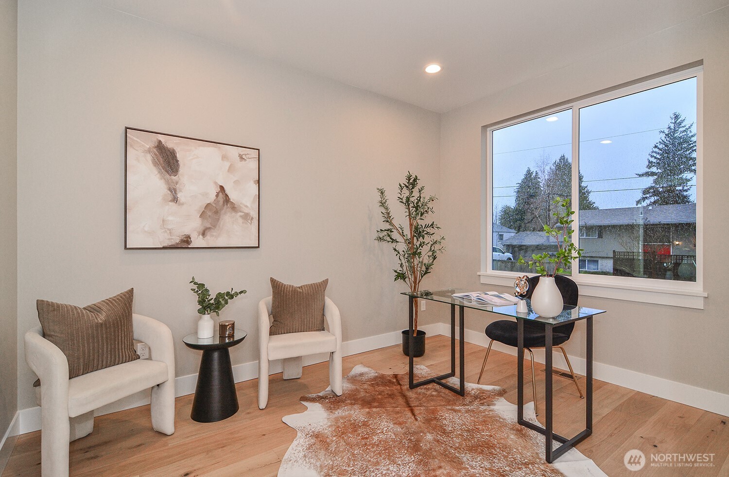 10202 44th Avenue Southwest Seattle, WA 98146 - Photo 13 of 35