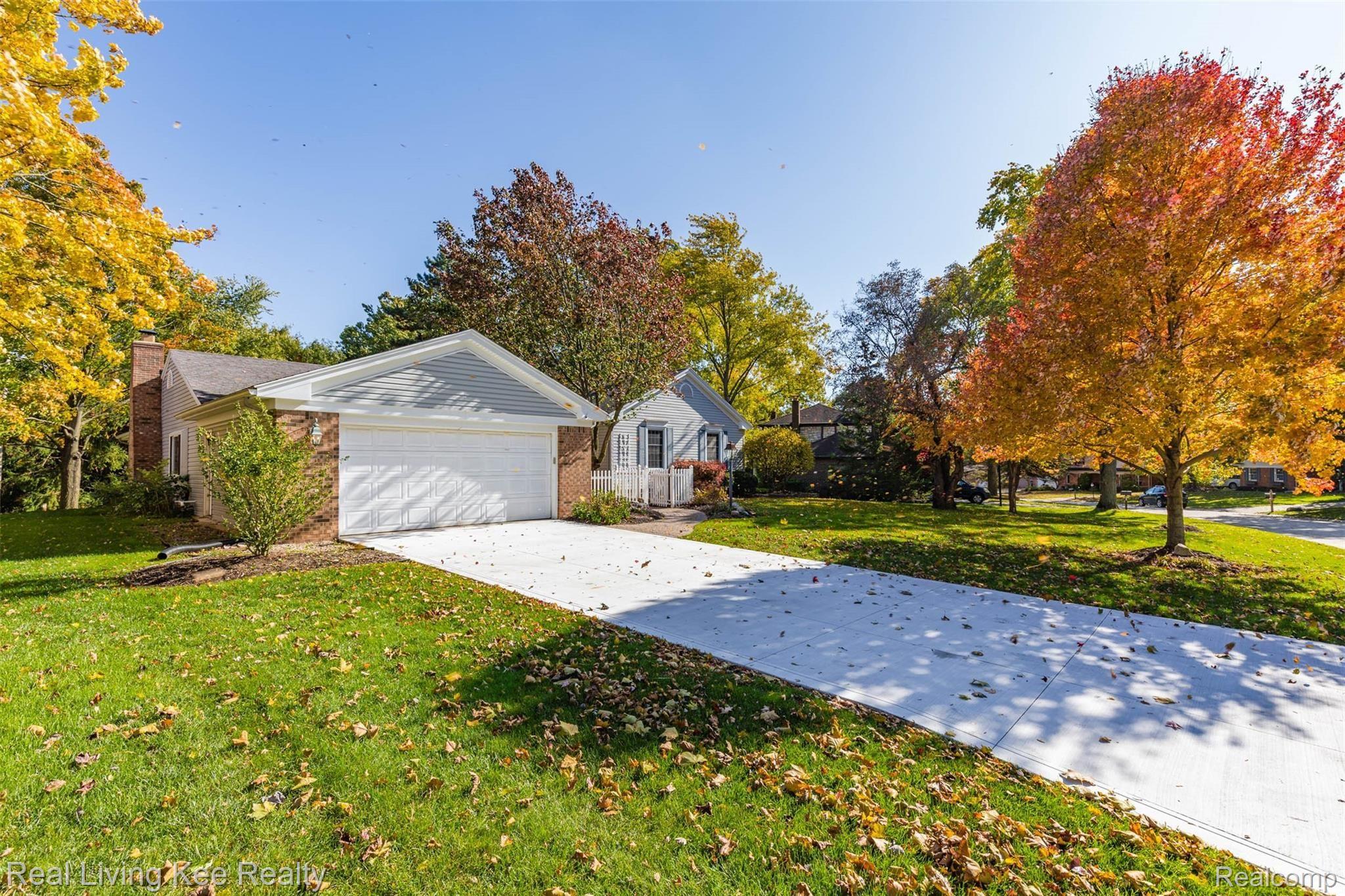 815 Baylor Road Rochester, MI 48309 - Photo 3 of 51 815 Baylor Rd-4.jpg