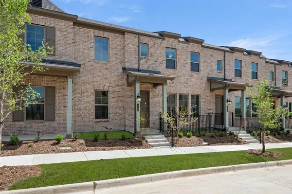 $2,750 | 630 Redwood Way, Mansfield, TX 76063