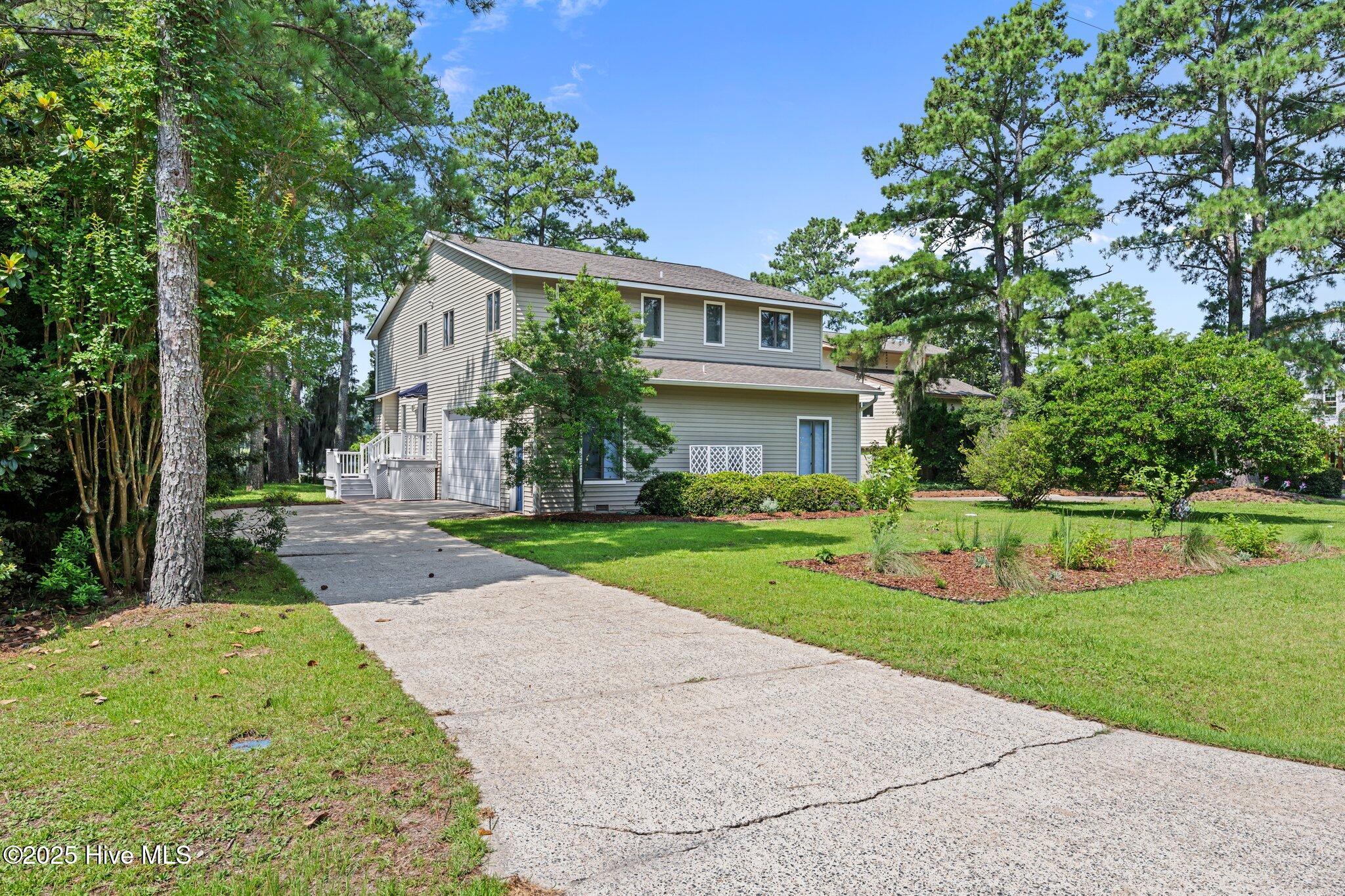 5410 Trade Winds Road New Bern, NC 28560 - Photo 39 of 66 Set back from the street