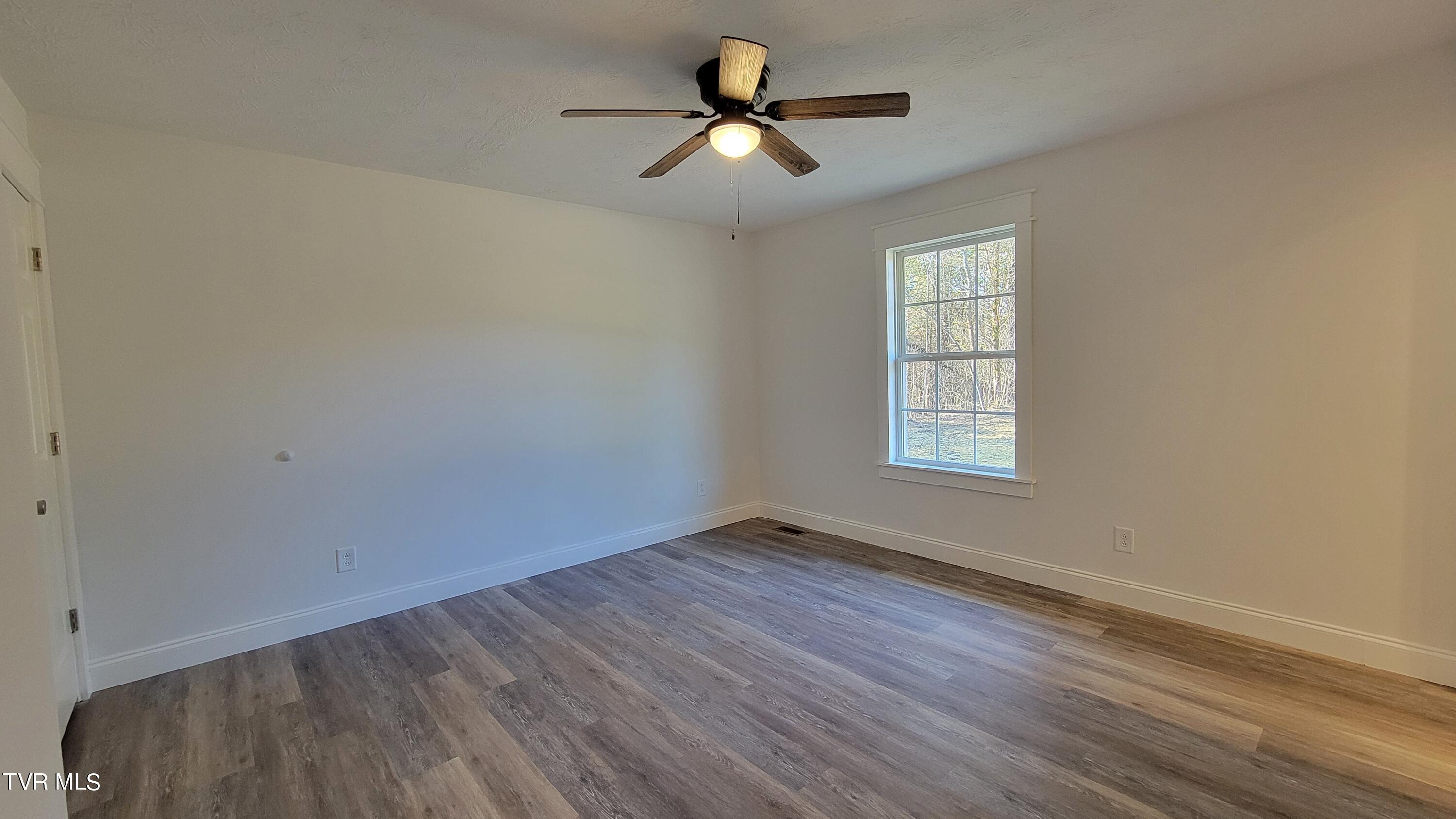 785 Fodderstack Ridge Road Greeneville, TN 37745 - Photo 28 of 60 Bedroom