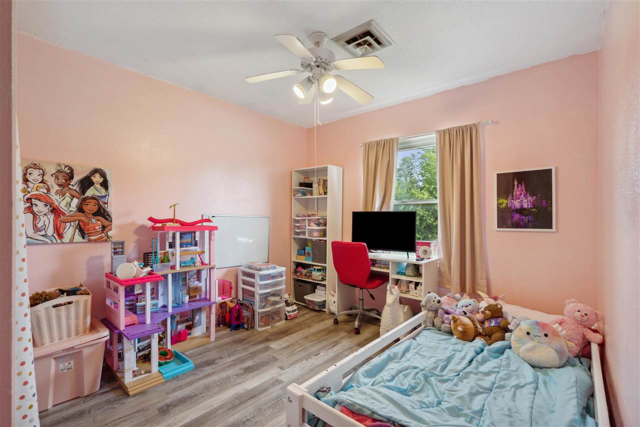 357 Boyson Road Northeast Cedar Rapids, IA 52402 - Photo 13 of 34 Gallery Image 13