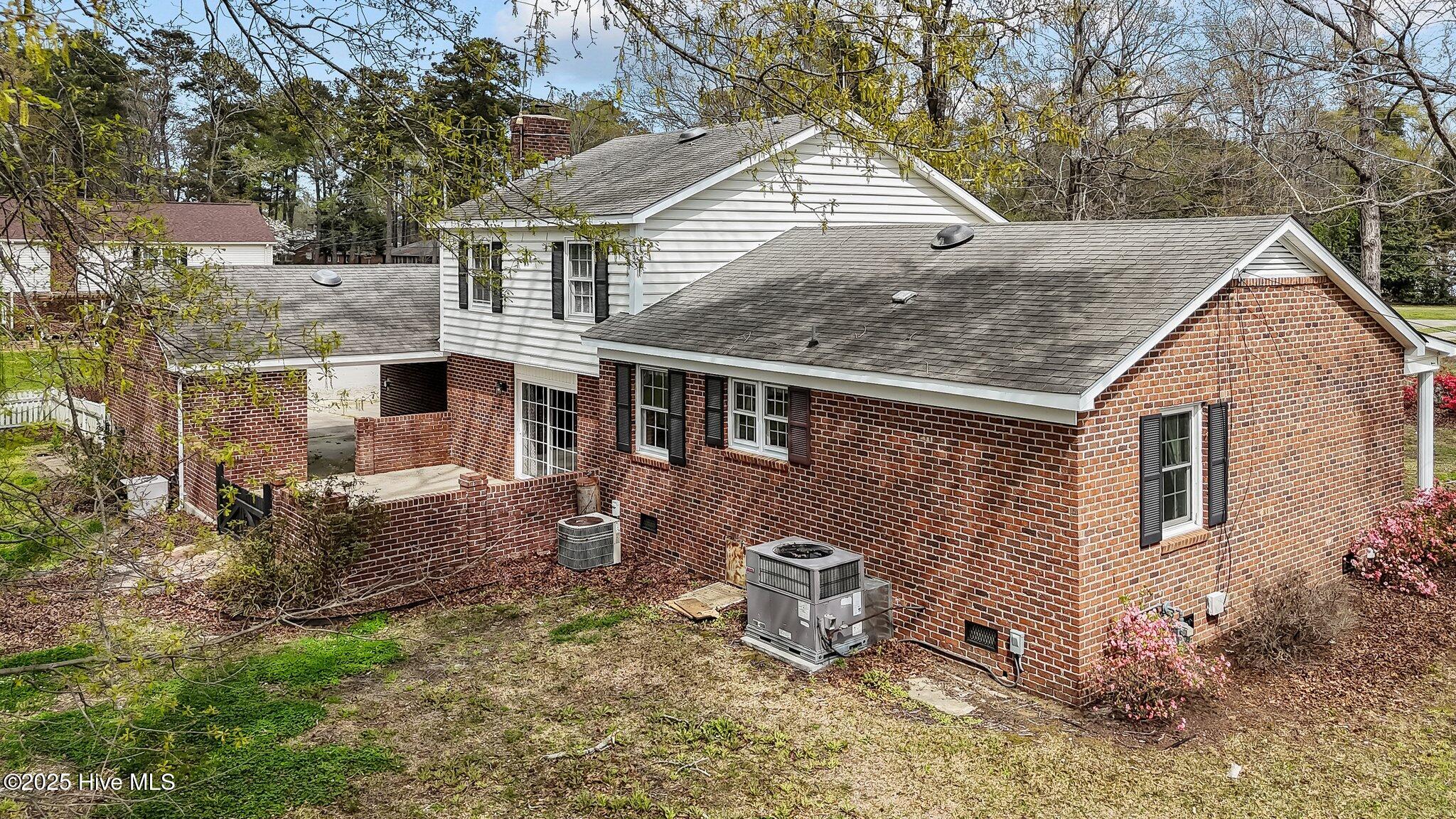 2006 Hardee Road Kinston, NC 28504 - Photo 48 of 55 48-web-or-mls-DJI_20250331144439_0216_D