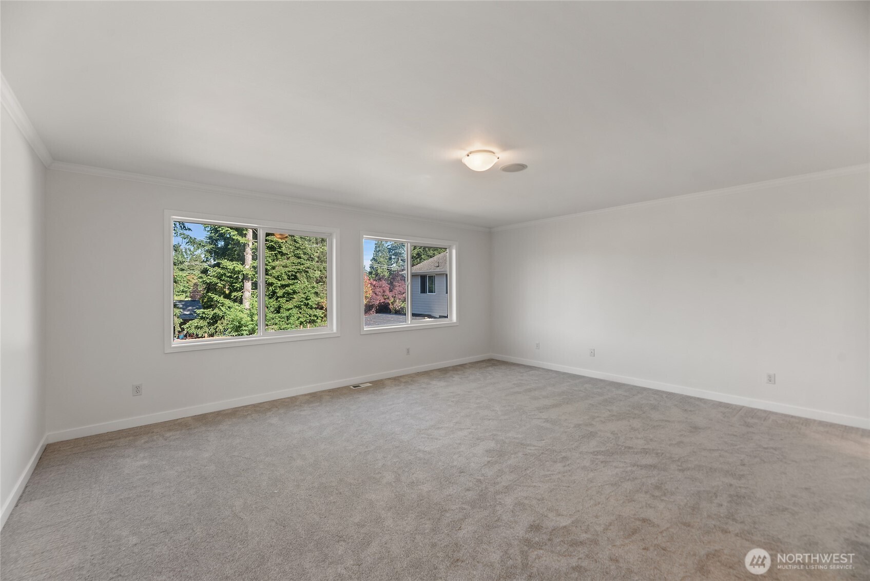 765 Vashon Avenue Northeast Renton, WA 98059 - Photo 14 of 27