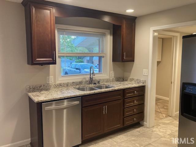 302 North Spring Street Odon, IN 47562 - Photo 6 of 17