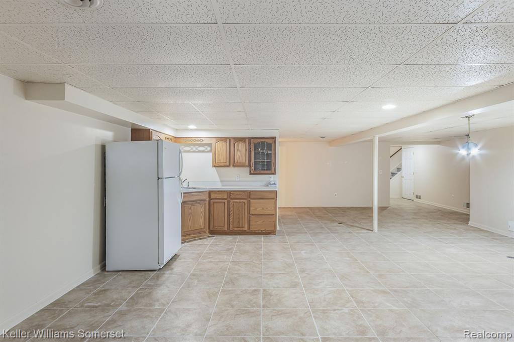 524 Tennyson Rochester Hills, MI 48307 - Photo 20 of 25