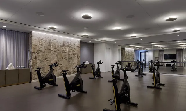 $960,000 | 211 North Harbor Drive, Unit 3003, Chicago, IL 60601