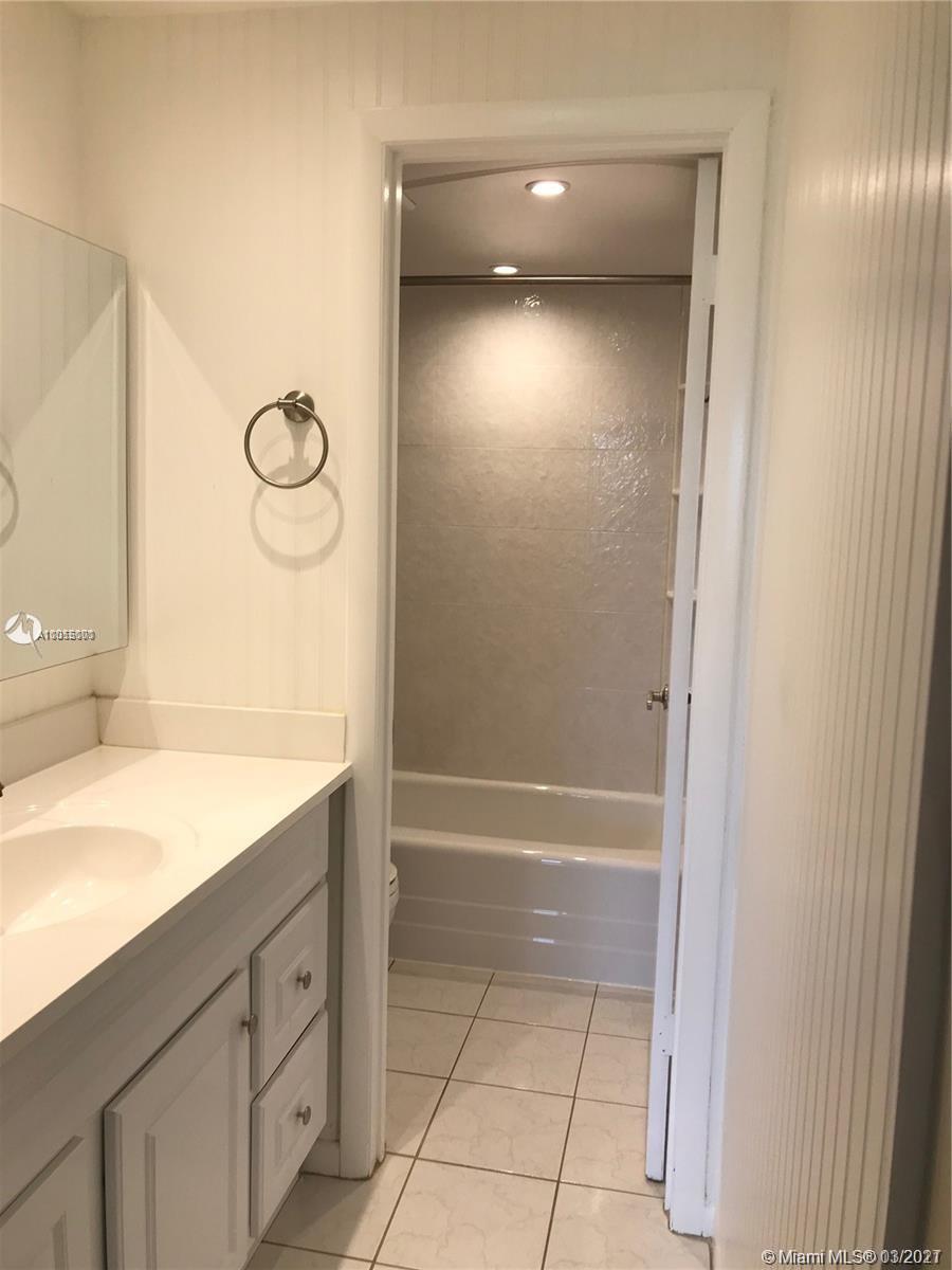 9355 Southwest 8th Street, Unit 215 Boca Raton, FL 33428 - Photo 12 of 13
