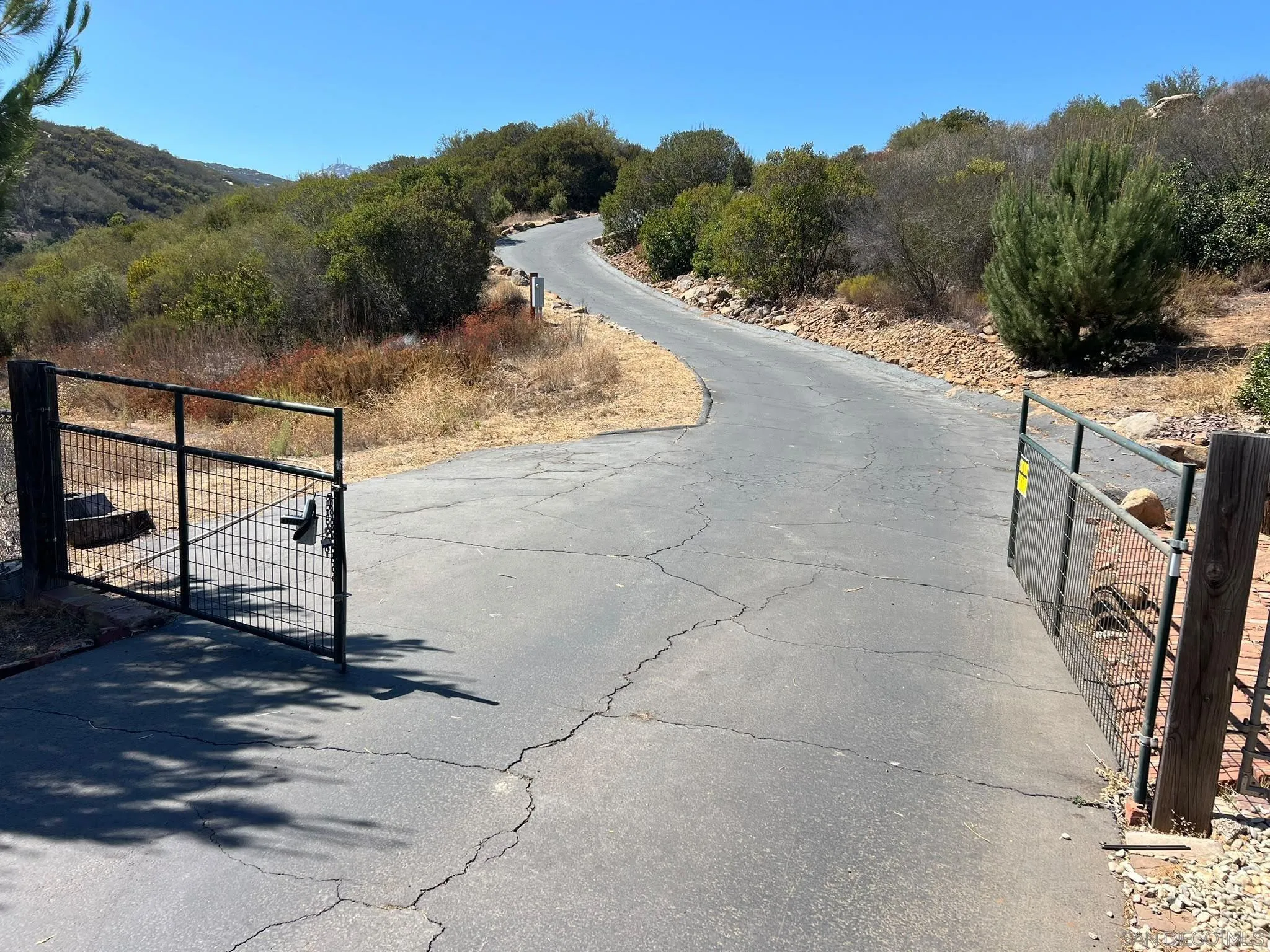18012 Mahogany Ranch Road Ramona, CA 92065 - Photo 33 of 34 Gallery Image 33