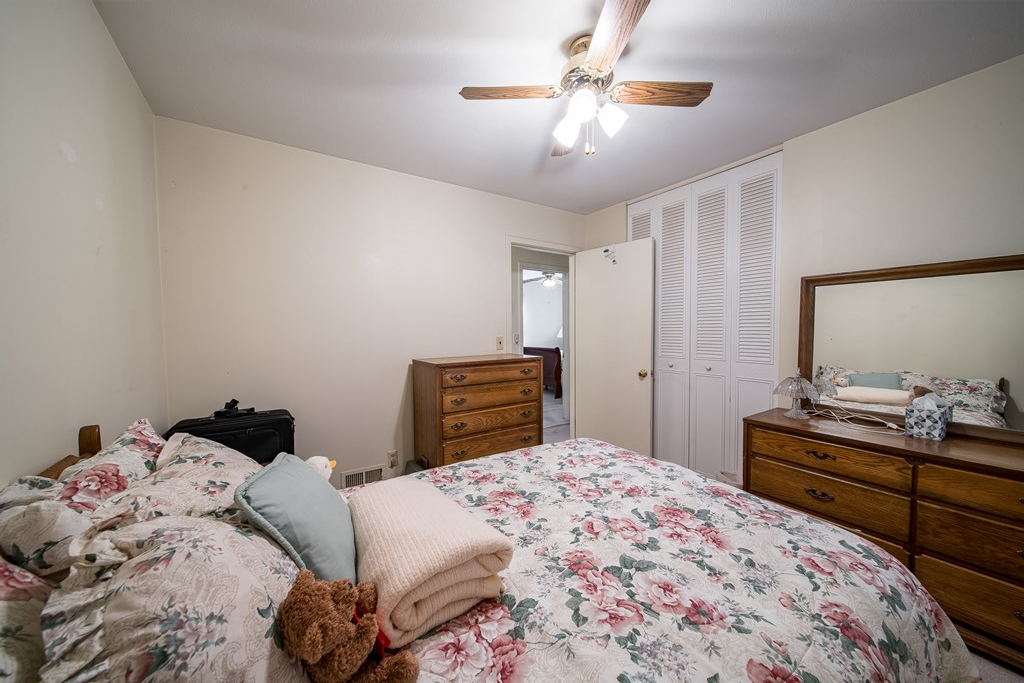 843 Bunker Hill Road Columbus, GA 31907 - Photo 13 of 27 Bedroom 3