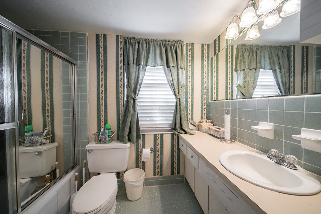 843 Bunker Hill Road Columbus, GA 31907 - Photo 17 of 27 Downstairs Bathroom