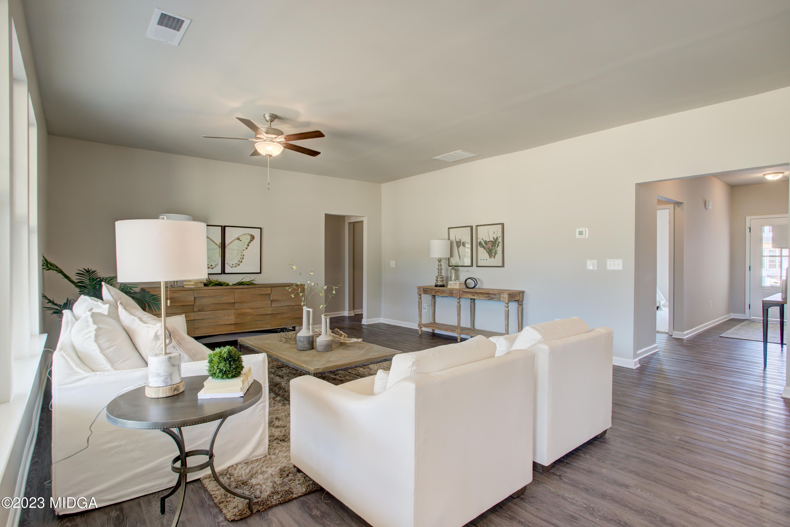 231 Presidents Way Forsyth, GA 31029 - Photo 11 of 32 a living room with furniture