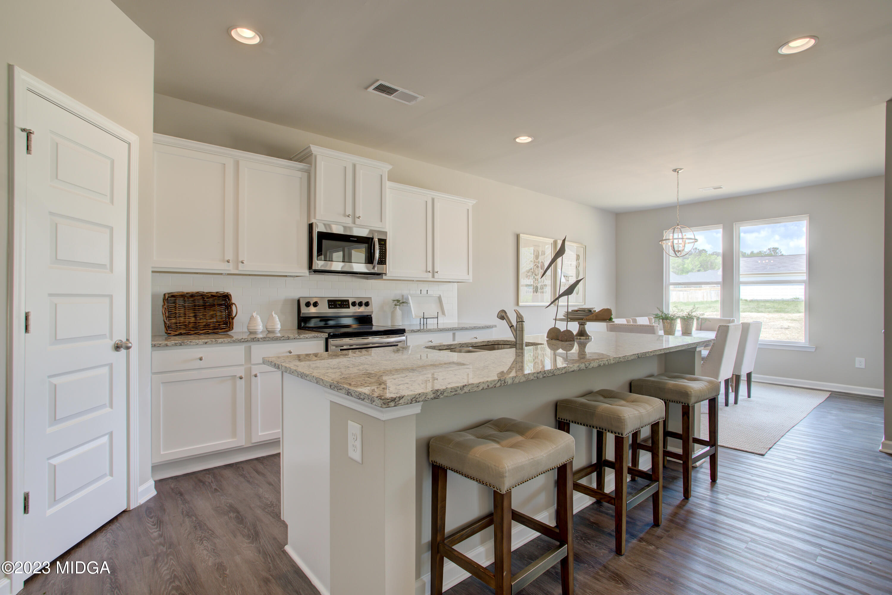 231 Presidents Way Forsyth, GA 31029 - Photo 7 of 32 Manor at Montpelier Model INT Kitchen 2