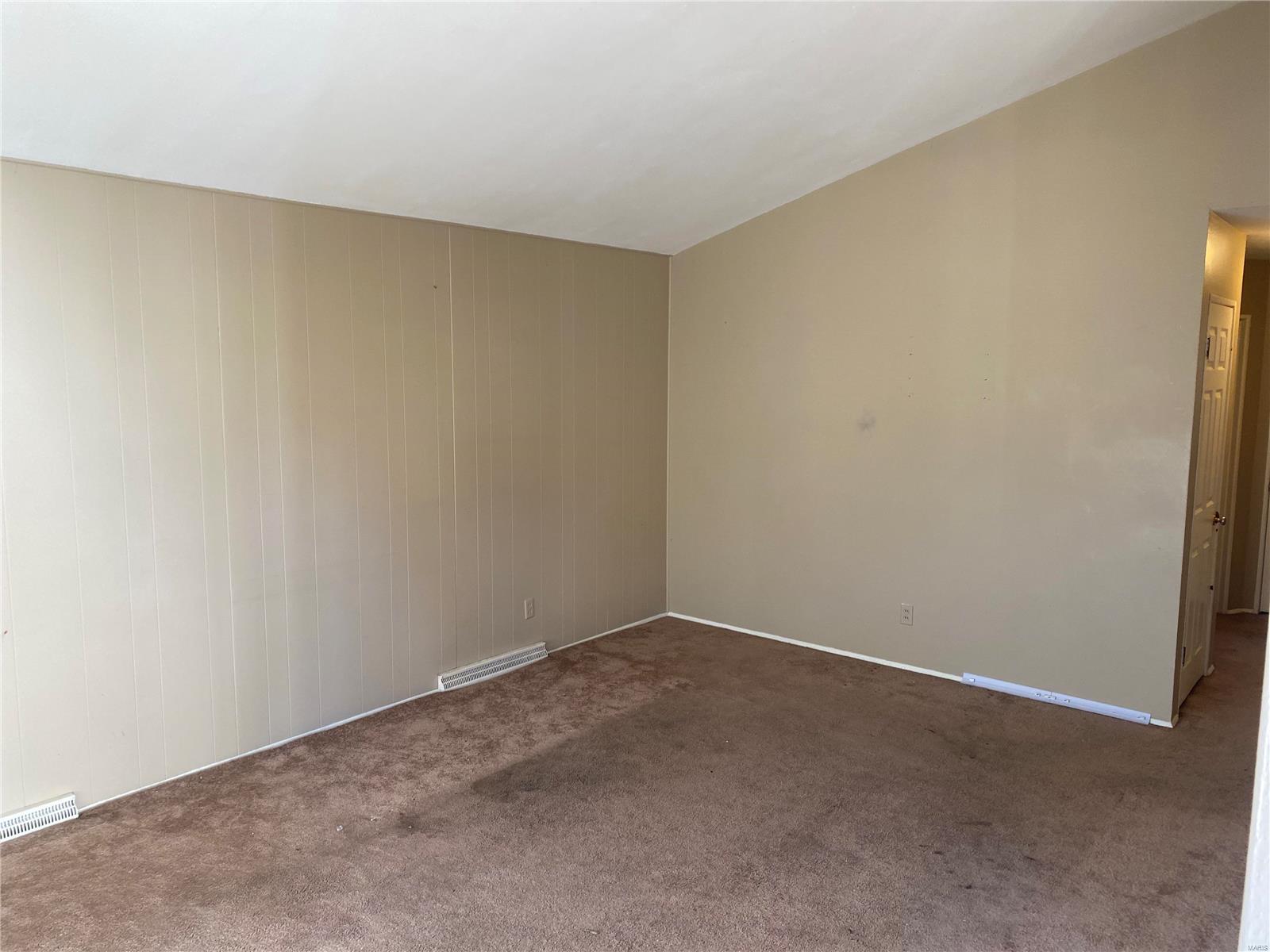 345 Sulphur Spring Road Manchester, MO 63021 - Photo 4 of 11