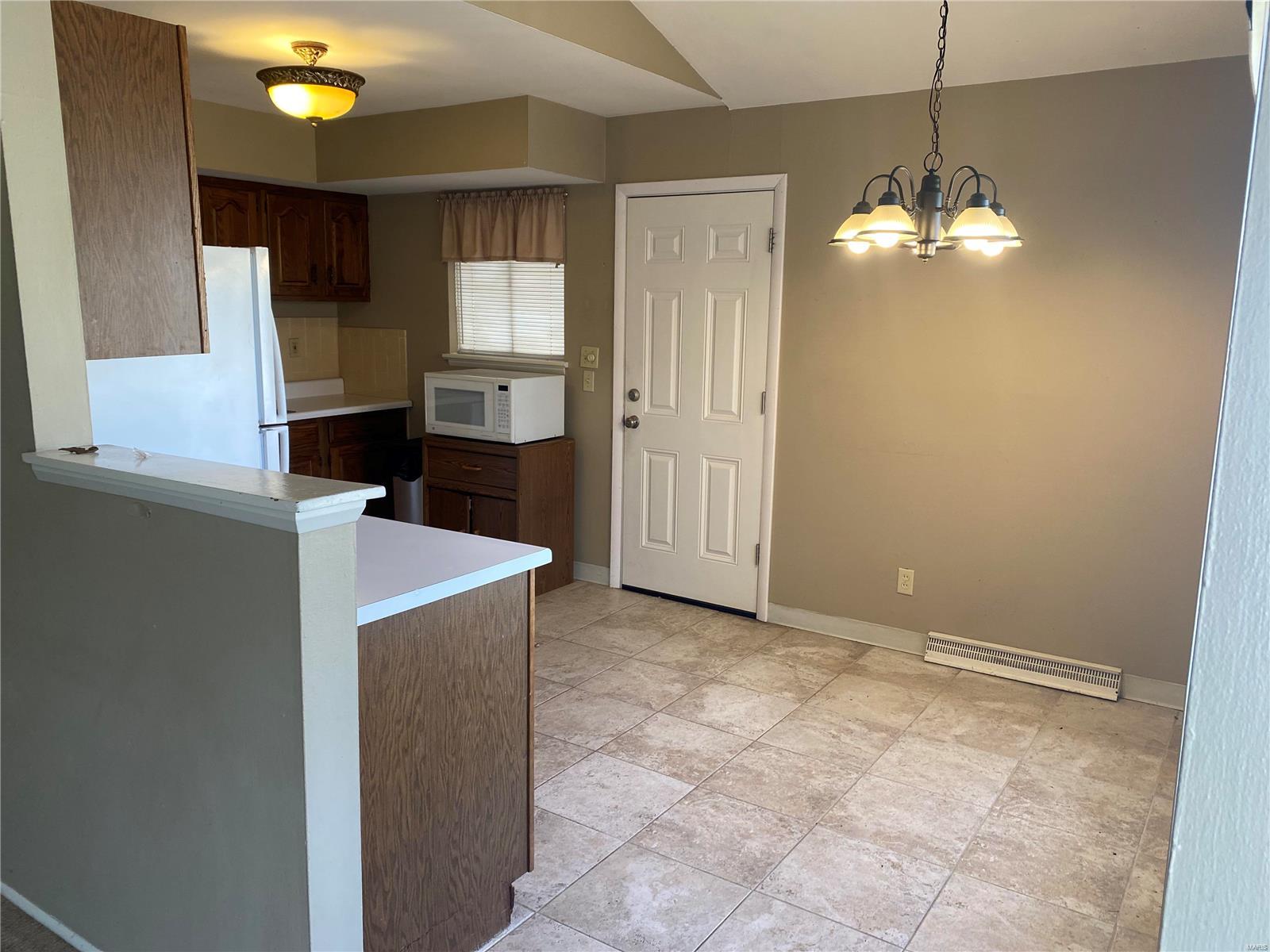 345 Sulphur Spring Road Manchester, MO 63021 - Photo 7 of 11