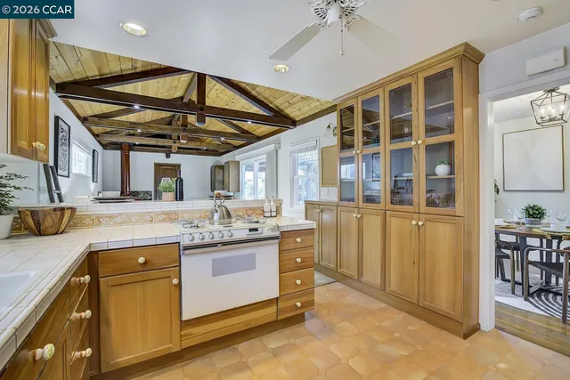 $1,299,000 | 1375 El Curtola Boulevard, Lafayette, CA 94549