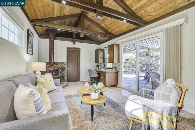 $1,299,000 | 1375 El Curtola Boulevard, Lafayette, CA 94549