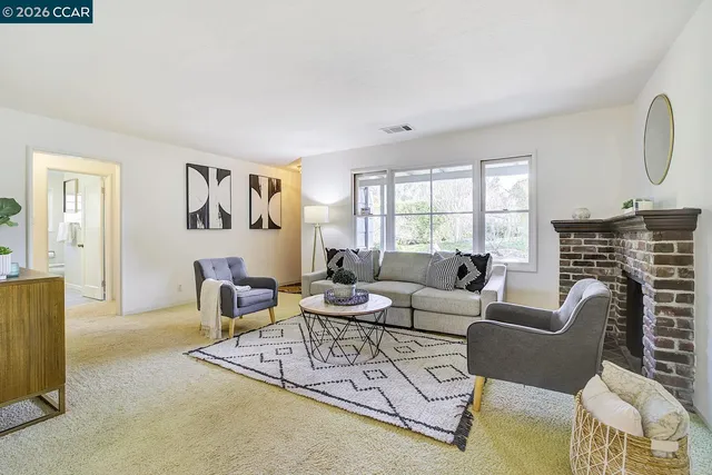 $1,299,000 | 1375 El Curtola Boulevard, Lafayette, CA 94549