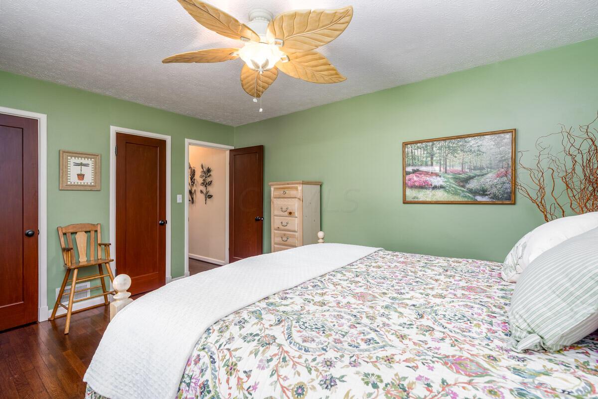 102 James Road Columbus, OH 43230 - Photo 17 of 46