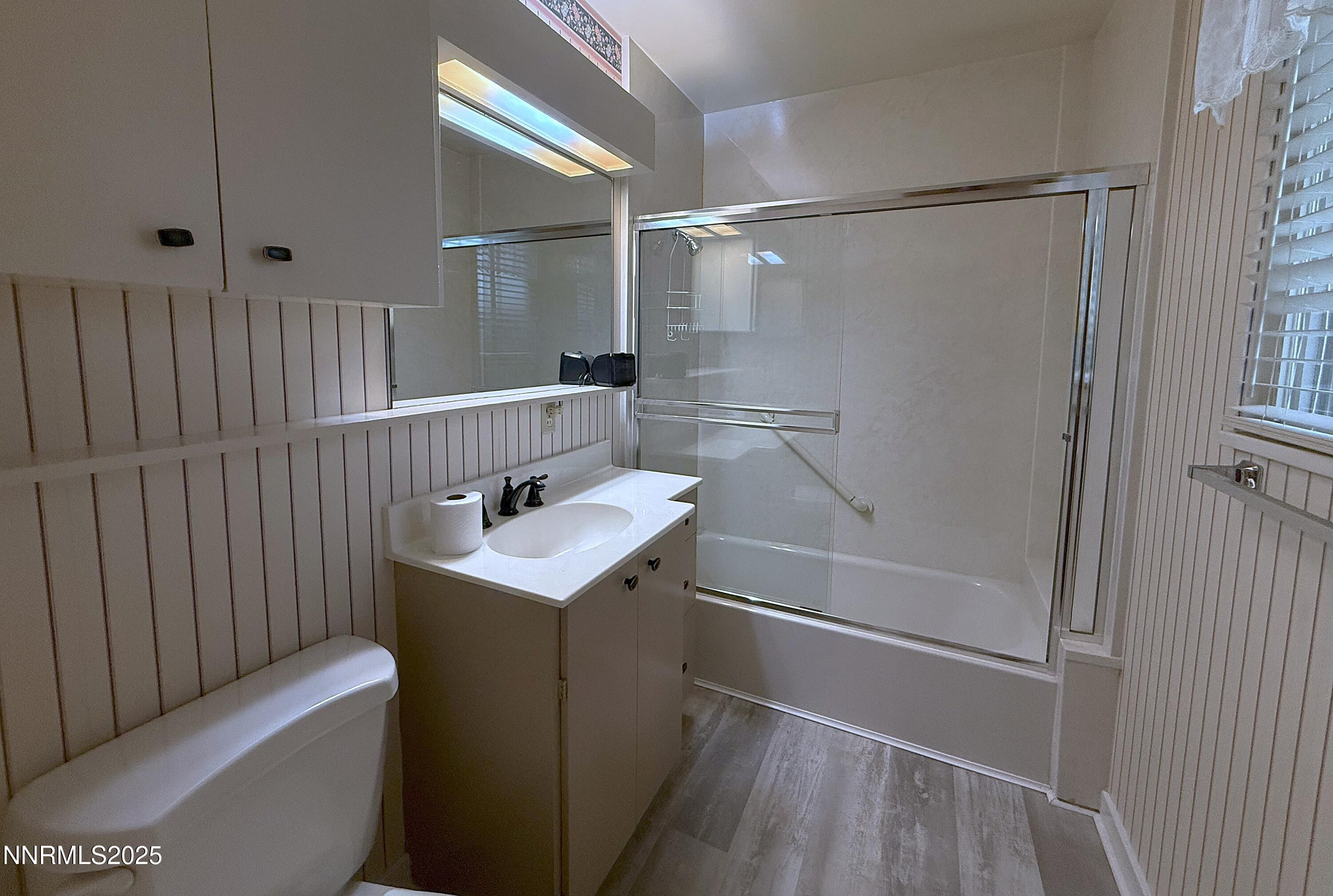1480 Grandview Avenue Reno, NV 89503 - Photo 16 of 42 a bathroom with a sink toilet and shower