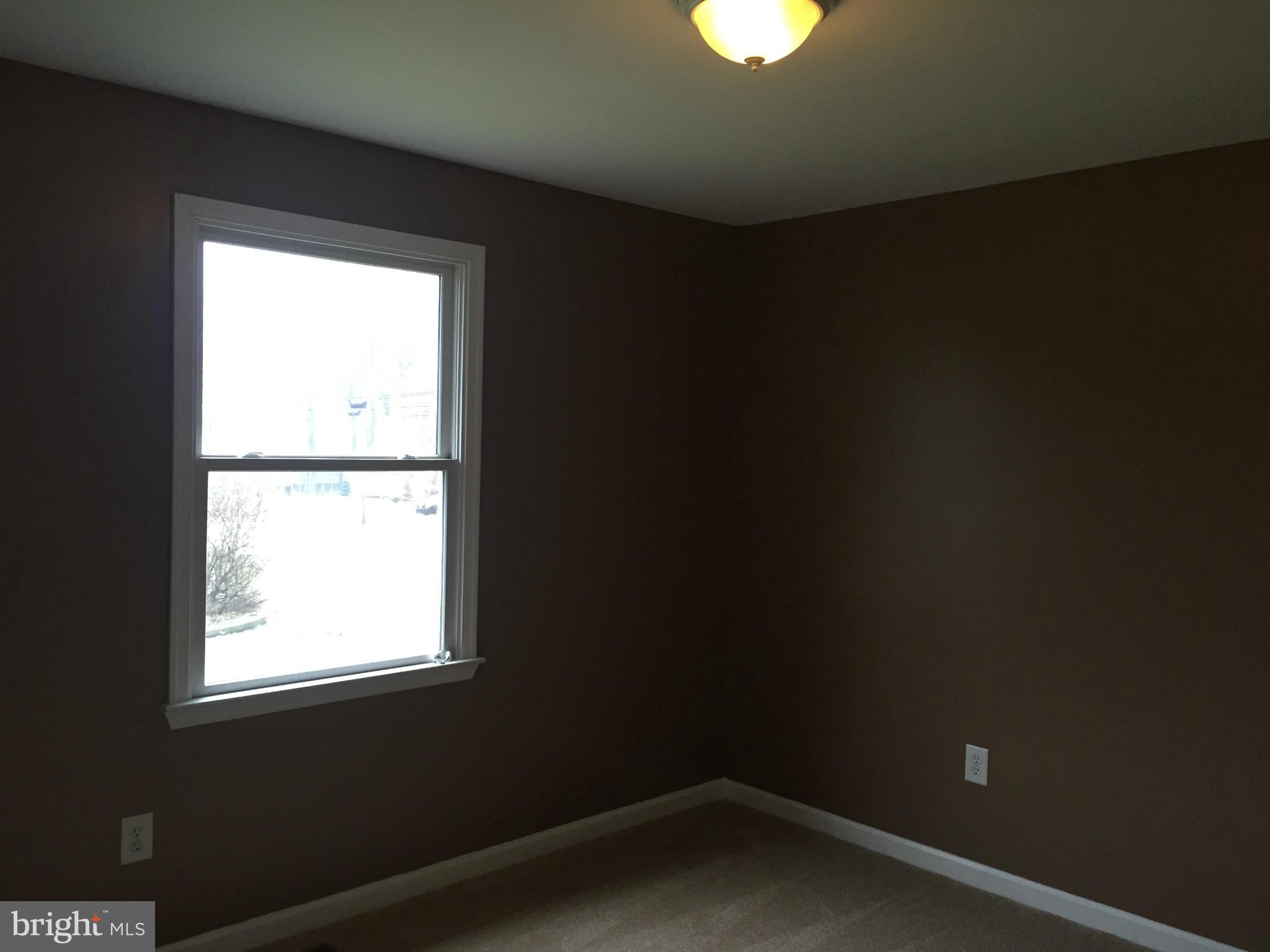 7700 Edgewood Church Road Frederick, MD 21702 - Photo 10 of 24 a small space with a window