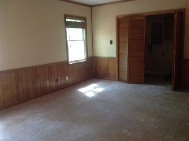 7601 Whittle Road Macon, GA 31220 - Photo 22 of 23 an empty room with windows