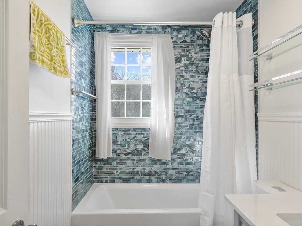 75 Plymouth Road Bellingham, MA 02019 - Photo 9 of 25 Gallery Image 9