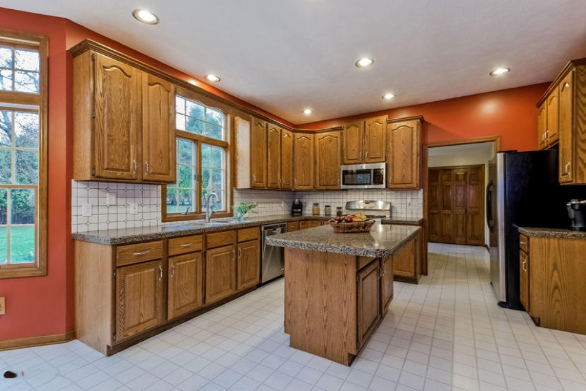 1655 Riva Ridge Drive Southeast Kentwood, MI 49546 - Photo 12 of 50 012-Kitchen-1596711-mls