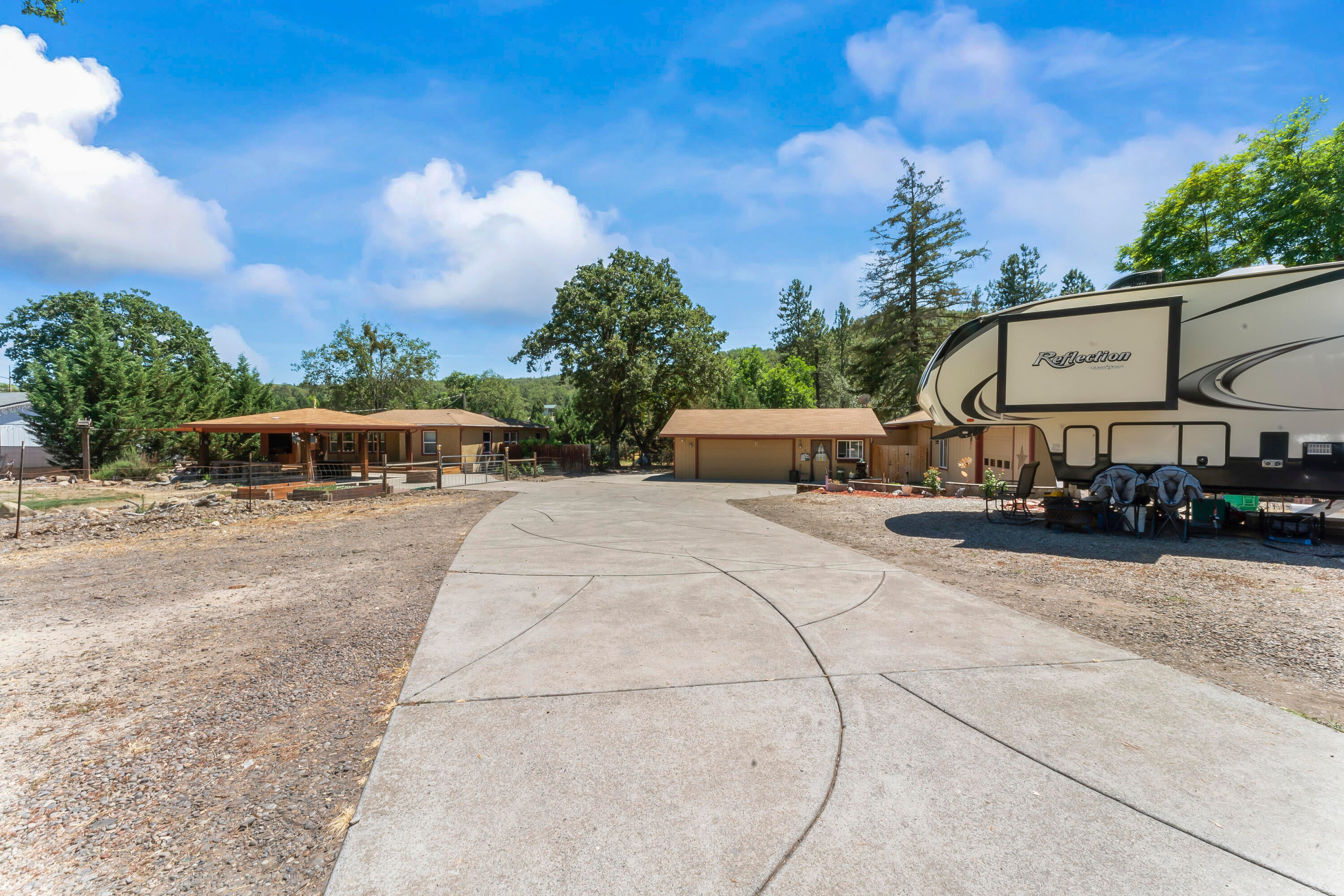 10431 Blackwell Road Central Point, OR 97502 - Photo 55 of 56 55