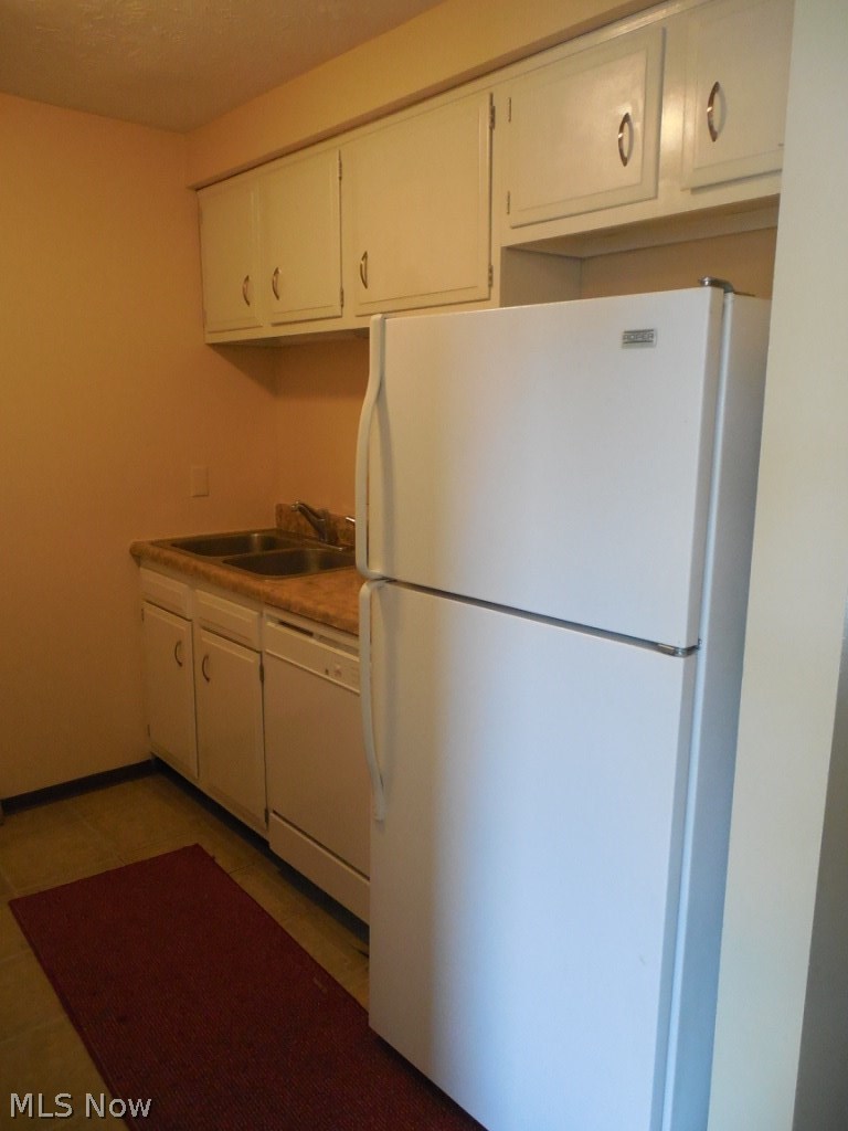 5219 Cline Road, Unit C Kent, OH 44240 - Photo 3 of 14 Gallery Image 3