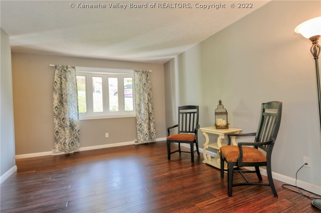 19 Barrington Road Nitro, WV 25143 - Photo 8 of 30 Gallery Image 8