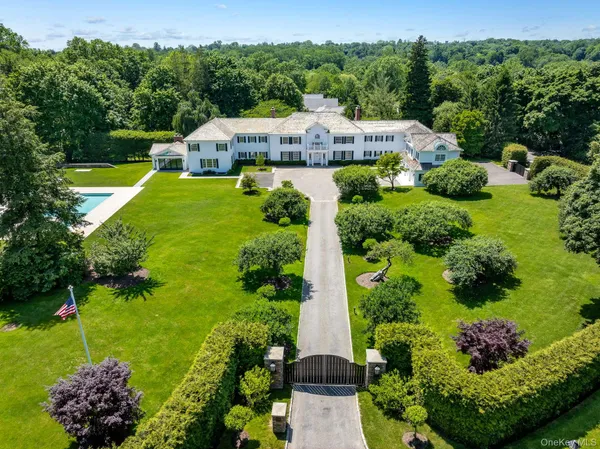$7,995,000 | 6 Stoneleigh Manor Lane, Purchase, NY 10577