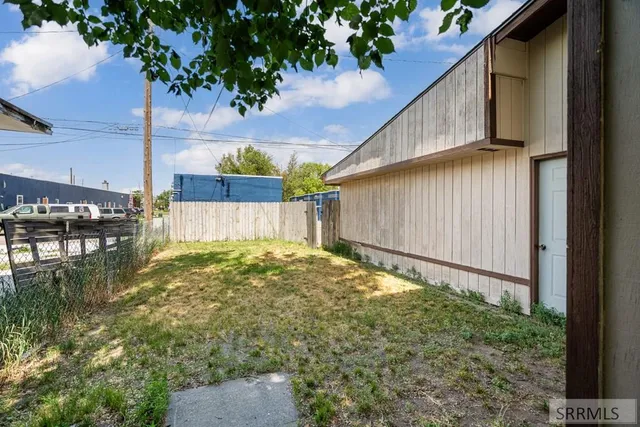 $375,000 | 19 North Shilling Avenue, Blackfoot, ID 83221