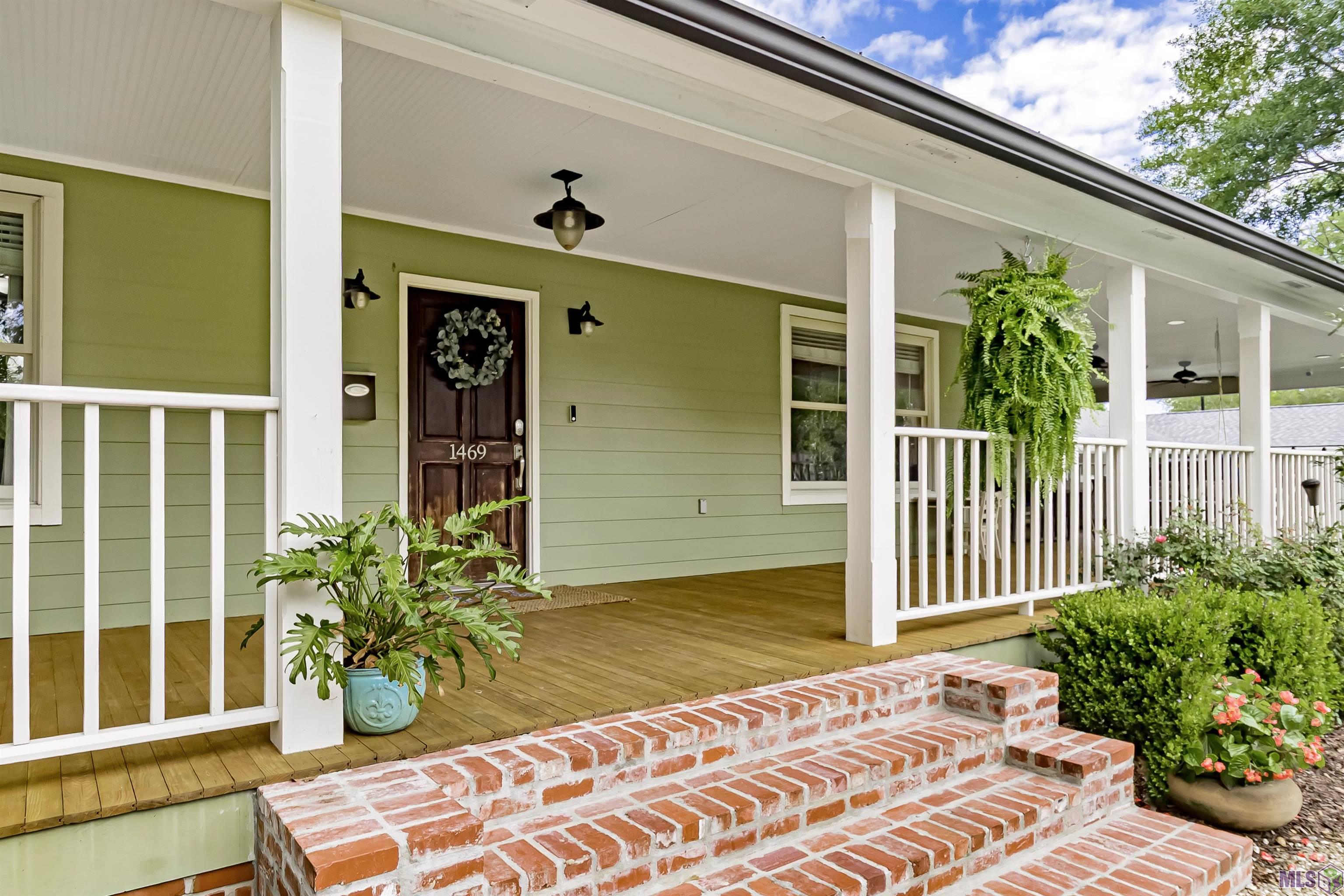 1469 Hood Avenue Baton Rouge, LA 70808 - Photo 2 of 40
