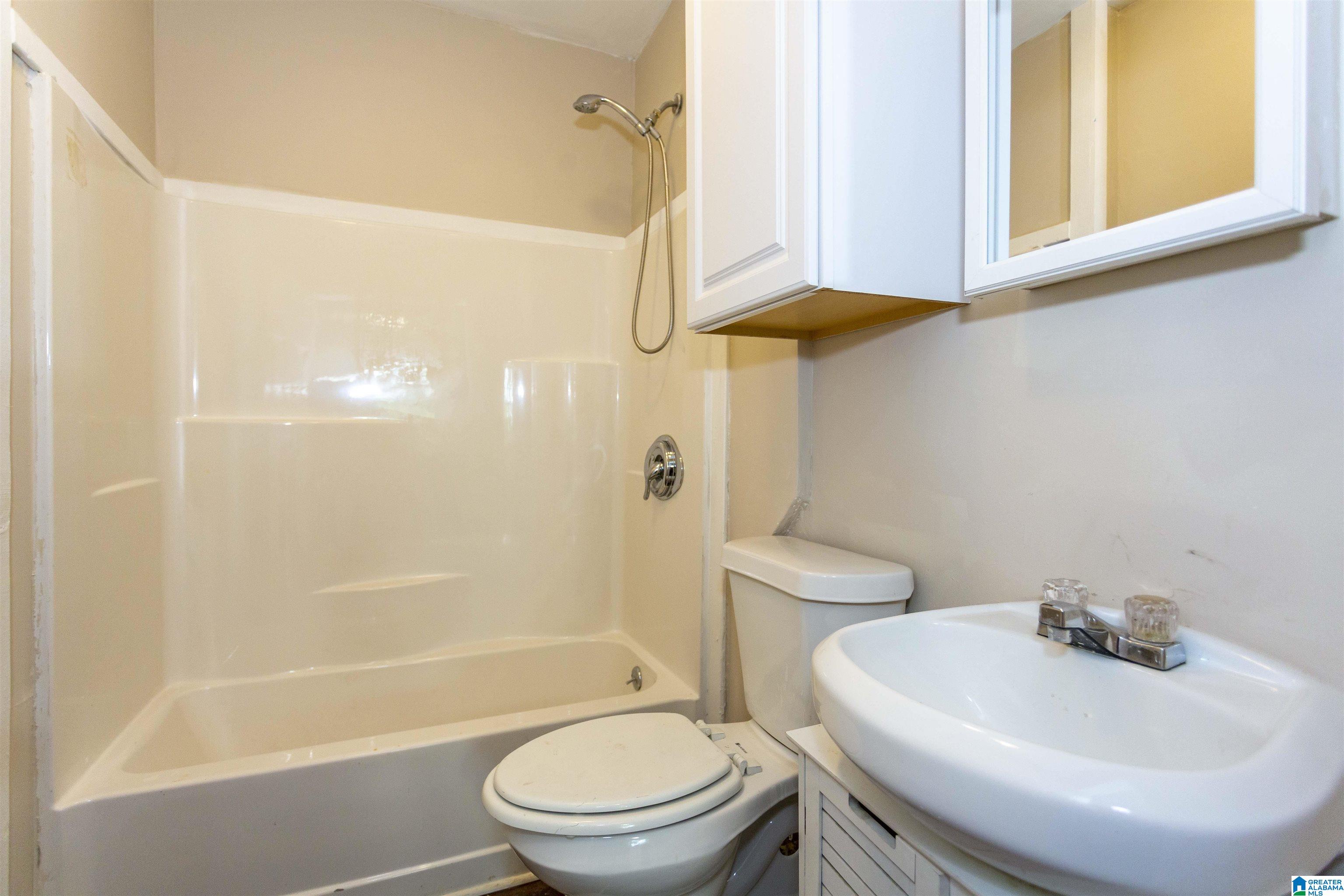 8146 Rugby Avenue Birmingham, AL 35206 - Photo 17 of 28
