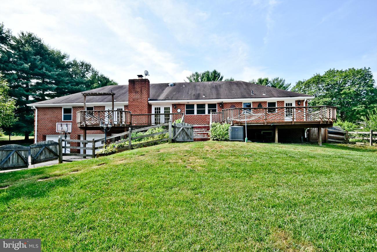3994 View Top Road Ellicott City, MD 21042 - Photo 5 of 30 Exterior (Rear)