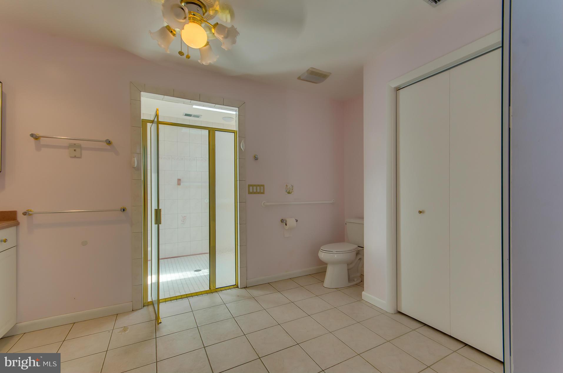 5307 Taylor Road Riverdale, MD 20737 - Photo 13 of 22 Bath (Master)
