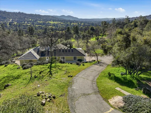 $399,000 | 30917 North Dome Drive, Coarsegold, CA 93614