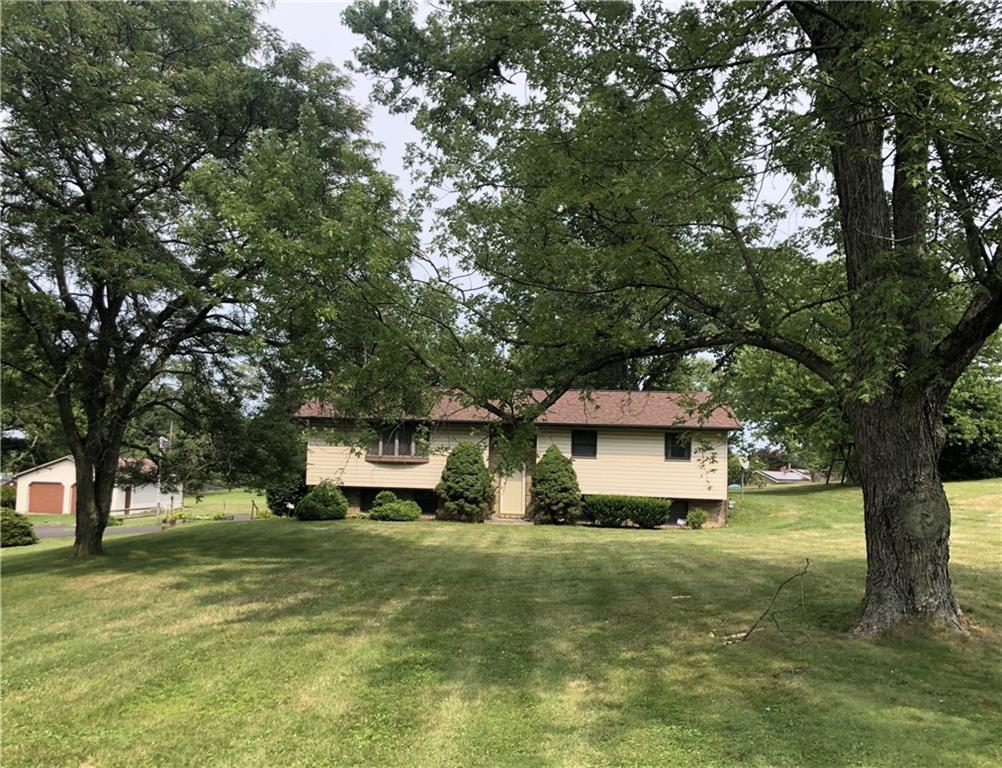 270 McKinley Road Beaver Falls, PA 15010 - Photo 2 of 35 Gallery Image 2
