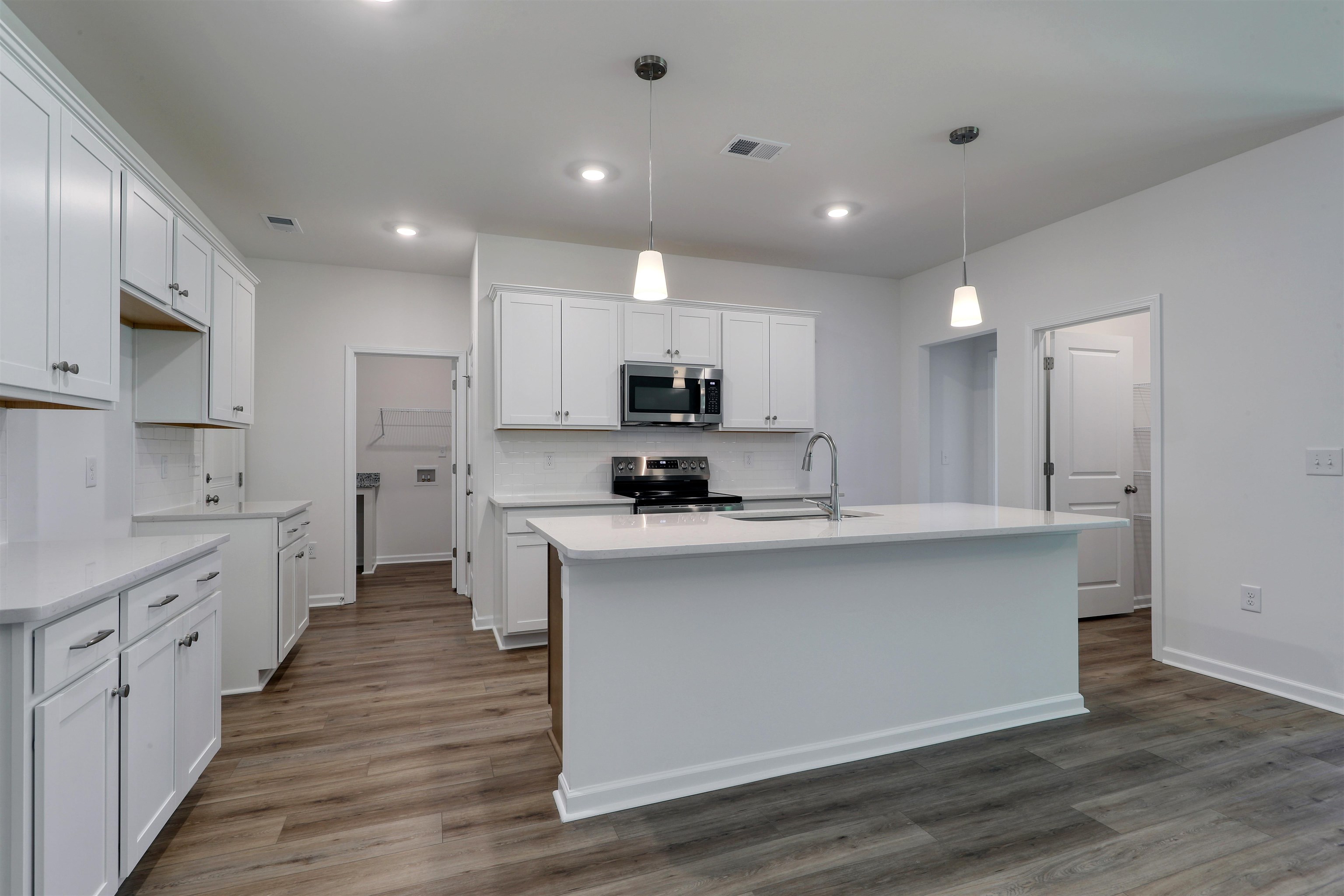 159 Bolsin Court Conway, SC 29526 - Photo 5 of 34