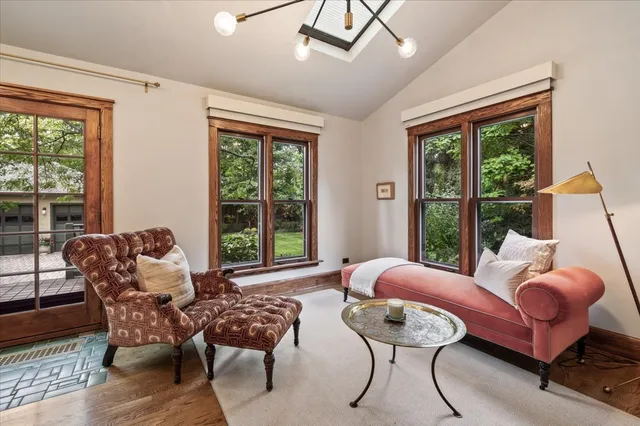 $2,595,000 | 141 Kenilworth Avenue, Kenilworth, IL 60043