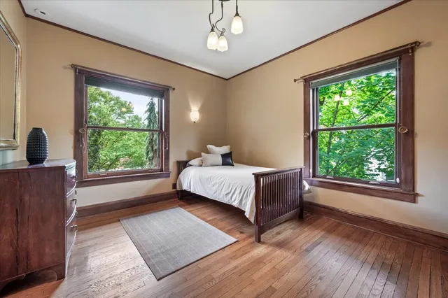 $2,595,000 | 141 Kenilworth Avenue, Kenilworth, IL 60043