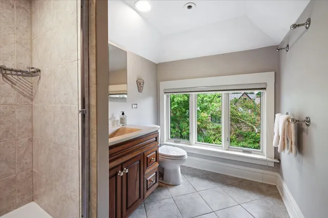 $2,595,000 | 141 Kenilworth Avenue, Kenilworth, IL 60043