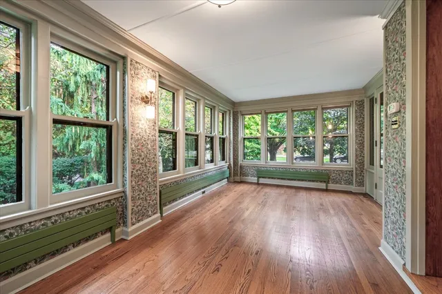 $2,595,000 | 141 Kenilworth Avenue, Kenilworth, IL 60043